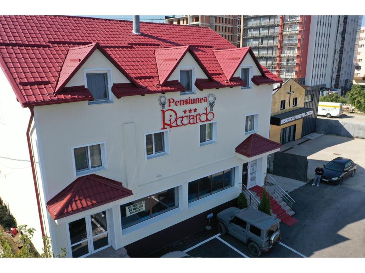 Pensiunea Riccardo Brașov Exterior foto